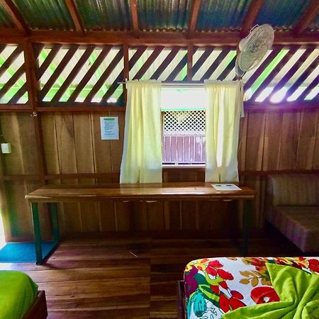 Alouatta Lodge And Canopy Cahuita Ngoại thất bức ảnh