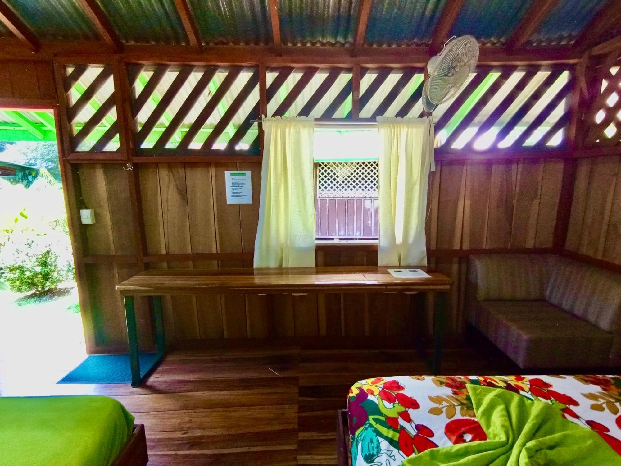 Alouatta Lodge And Canopy Cahuita Ngoại thất bức ảnh