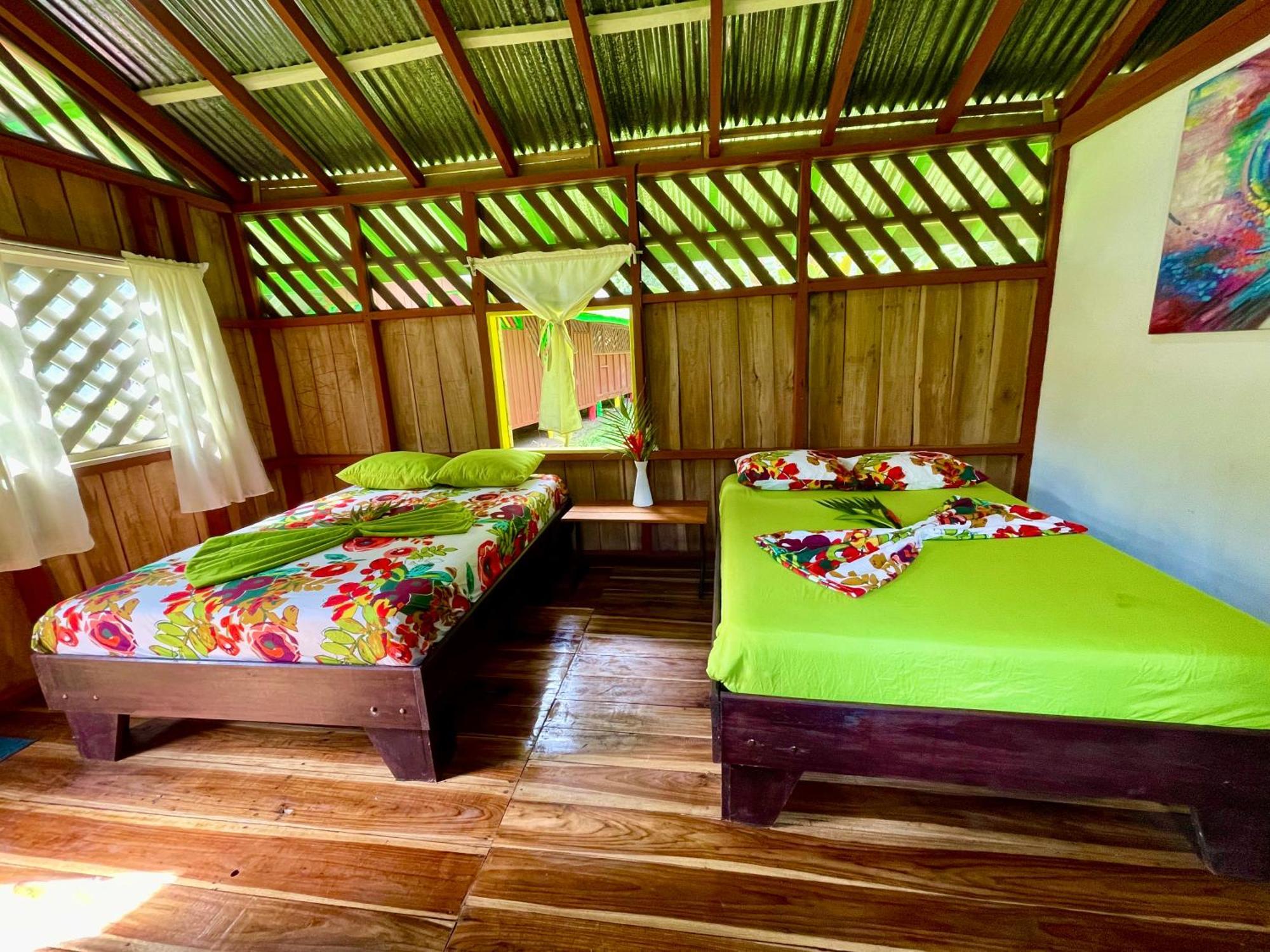 Alouatta Lodge And Canopy Cahuita Ngoại thất bức ảnh