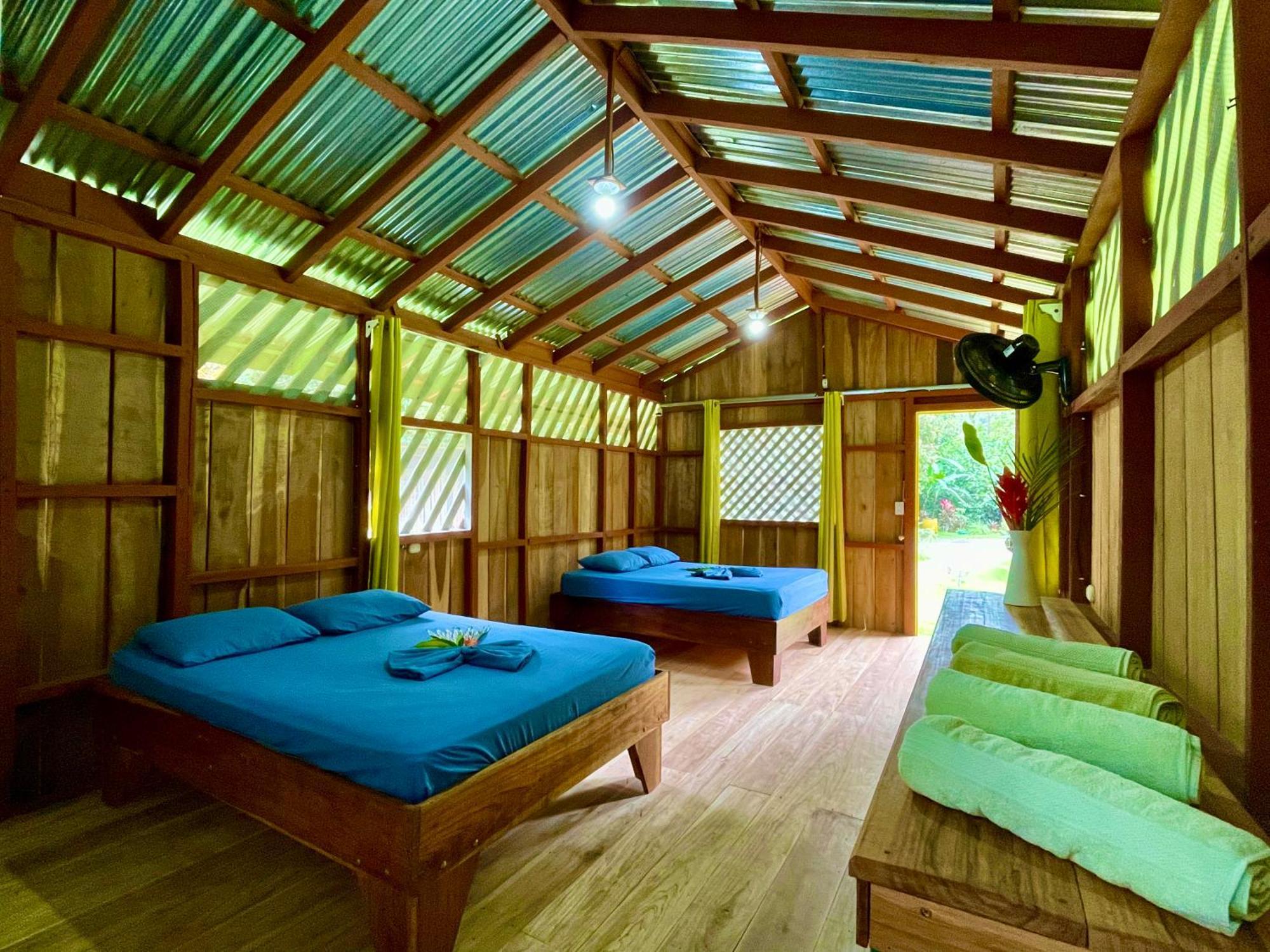 Alouatta Lodge And Canopy Cahuita Ngoại thất bức ảnh